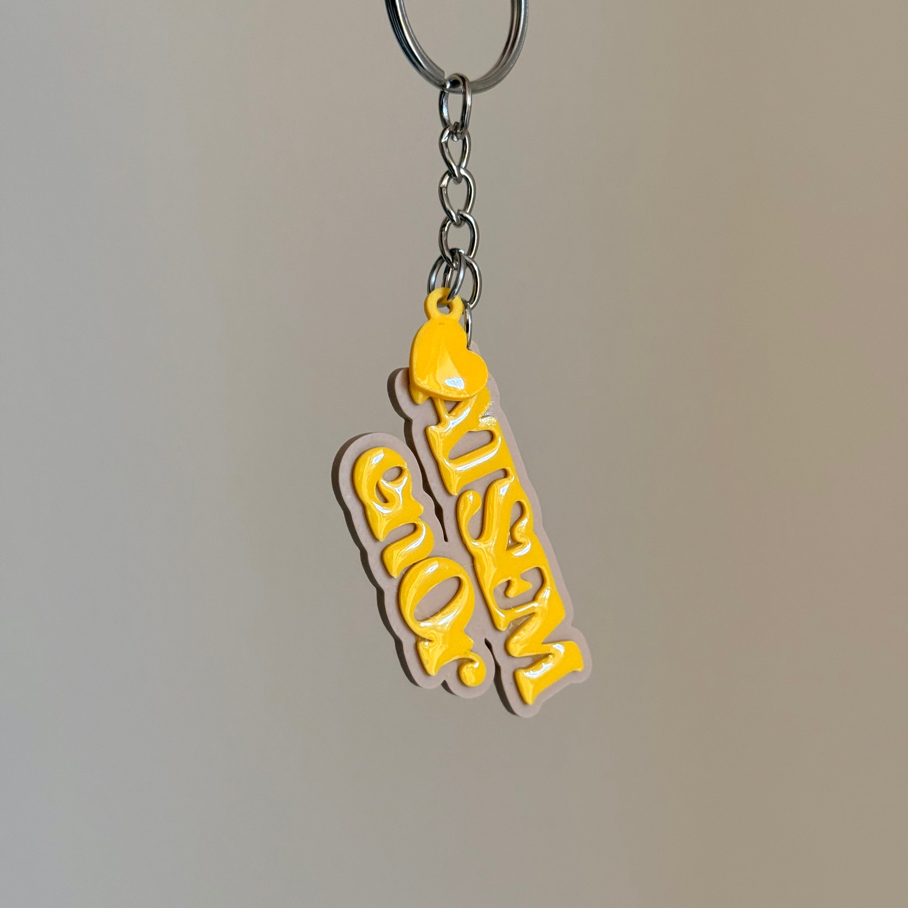 Porte-clé ATSEM en Or - Beige et Jaune